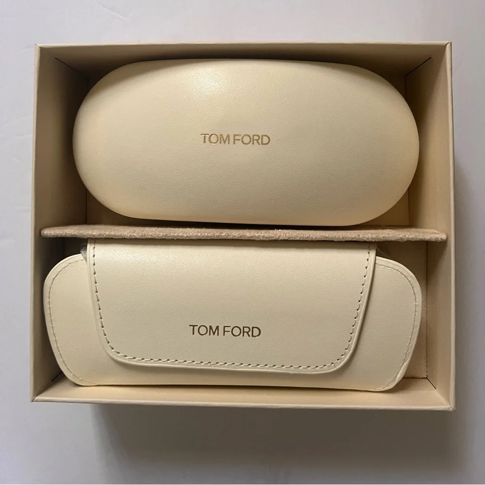 Tom Ford Black Filtering Acetate Cat-Eye Glasses - Picture 3 of 14